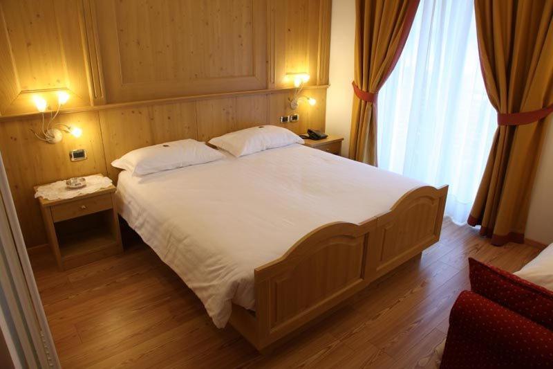 Hotel Gran Vacanze Rooms & Apartments Dimaro Rum bild